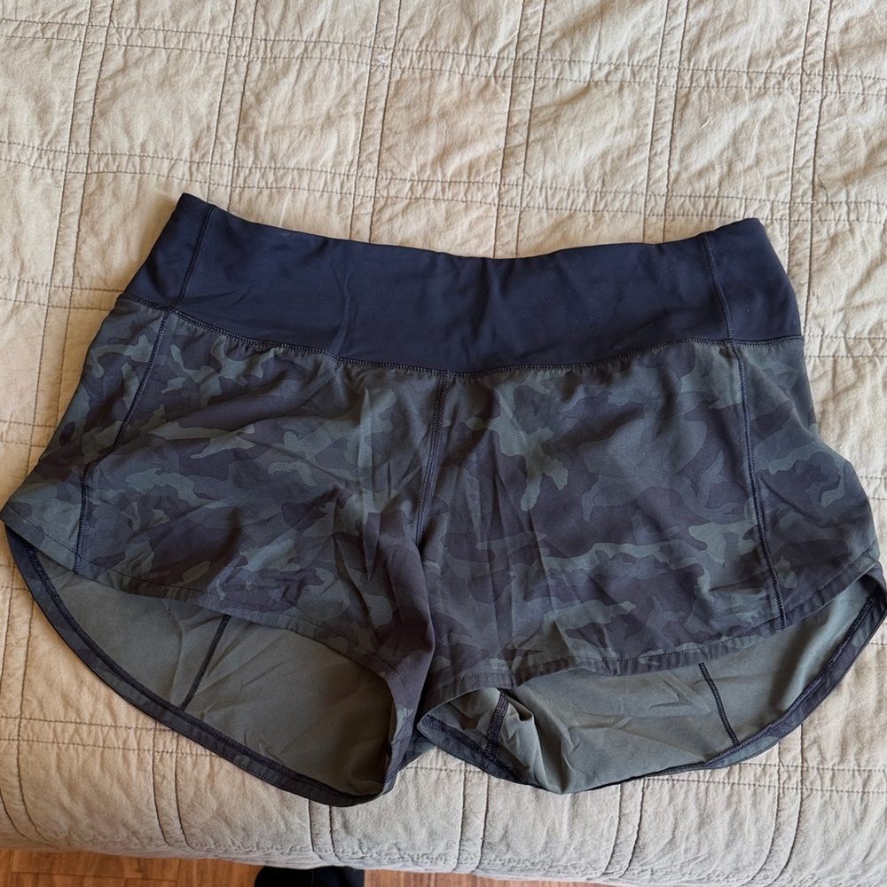 Lululemon Shorts size 8